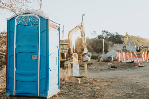 Best Luxury portable toilet rental  in Appomattox, VA