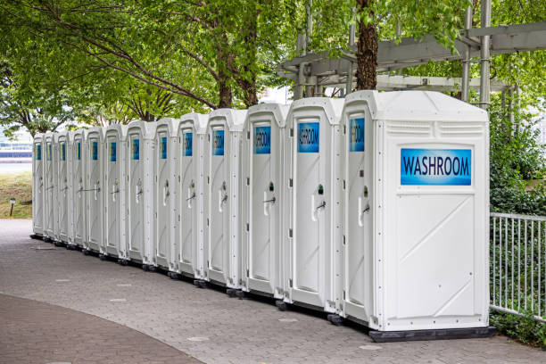 Best Wedding porta potty rental  in Appomattox, VA